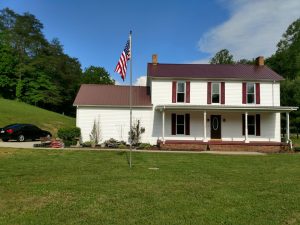 Large House at the mouth of Blackleg Hollow in Rush KY (15096 SR 854, Rush, KY, 41168)